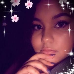 Meet your Posher, Cami